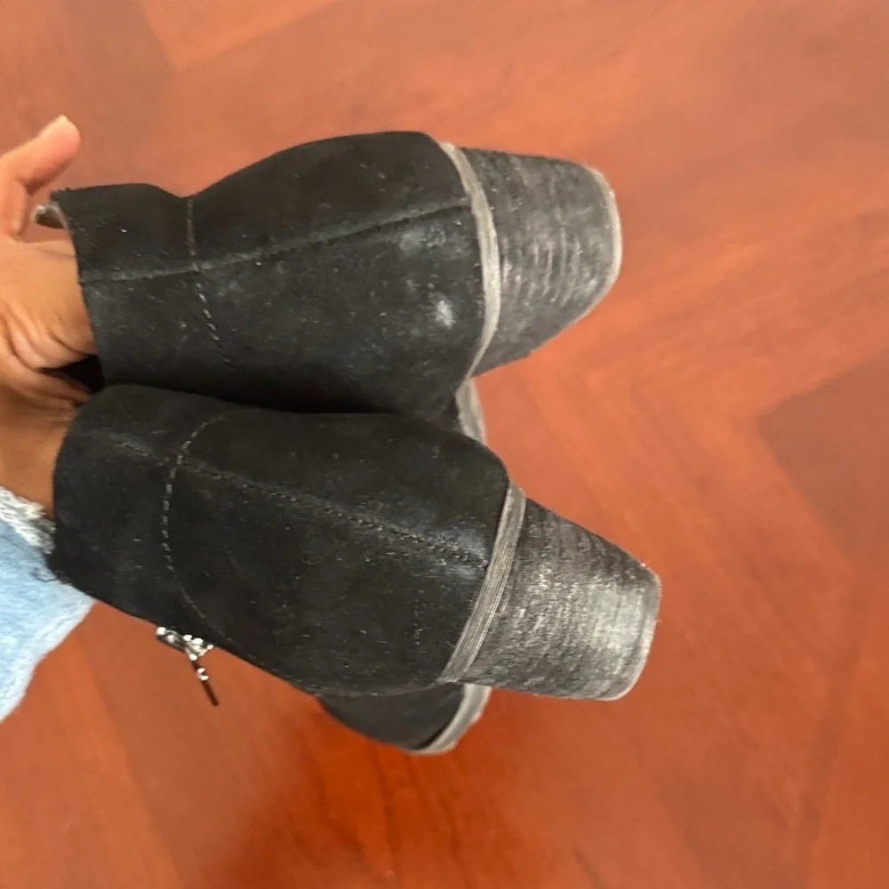 Blondo Black Ankle Booties Sz 6.5 waterproof suede winter valley 2.0